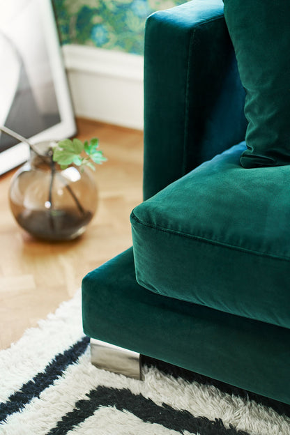 Colorado 4-seter sofa Lario Dark Green, en del av kategorien 4-seter - At Home Interiør