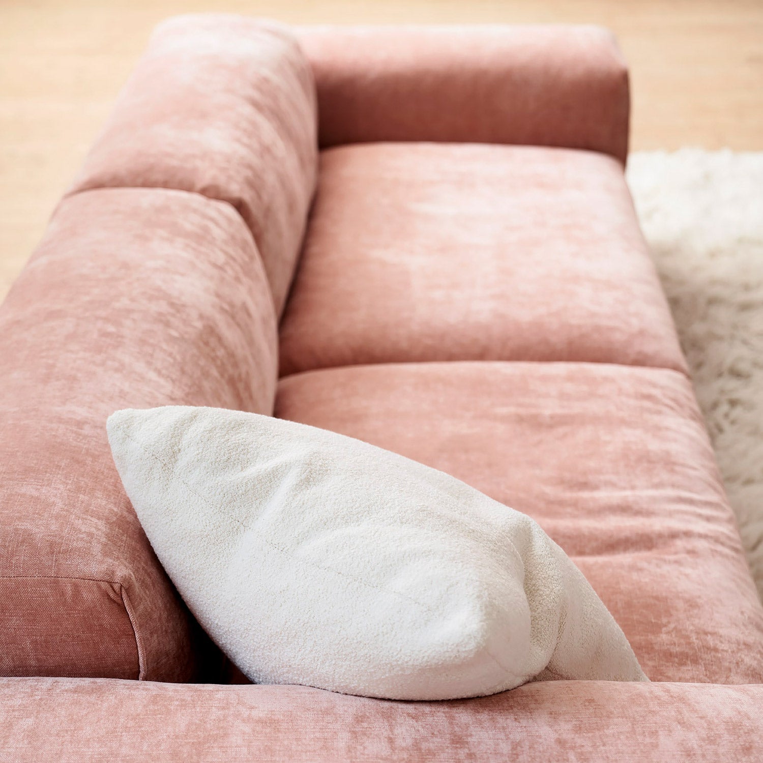 Edda 4-seter sofa Wildflower Dusty Pink, en del av kategorien 4-seter - At Home Interiør