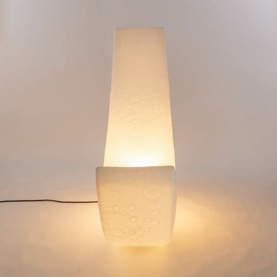 My Moon Lamp, en del av kategorien Gulvlampe - At Home Interiør